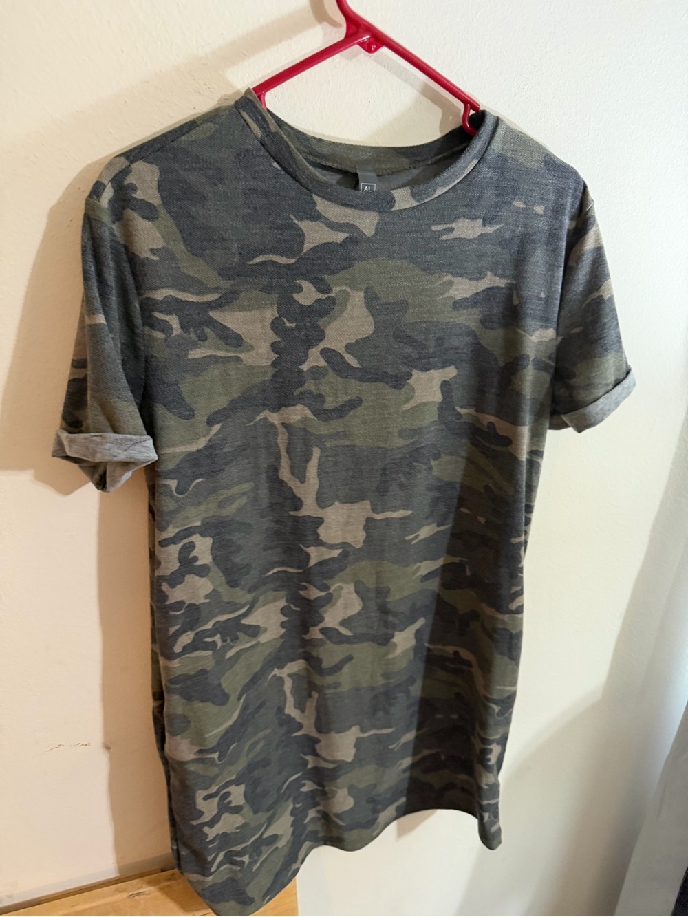 NWT Francesca’s ALYA Size Large Camo Tee Shirt Dress